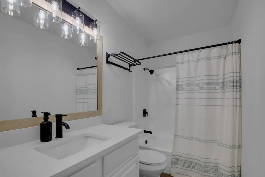 Condo Near Downtown Austin! Eksteriør bilde
