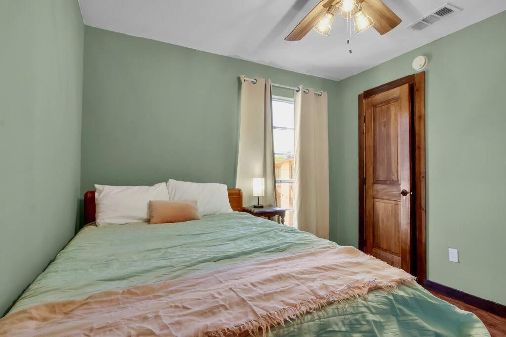 Condo Near Downtown Austin! Eksteriør bilde